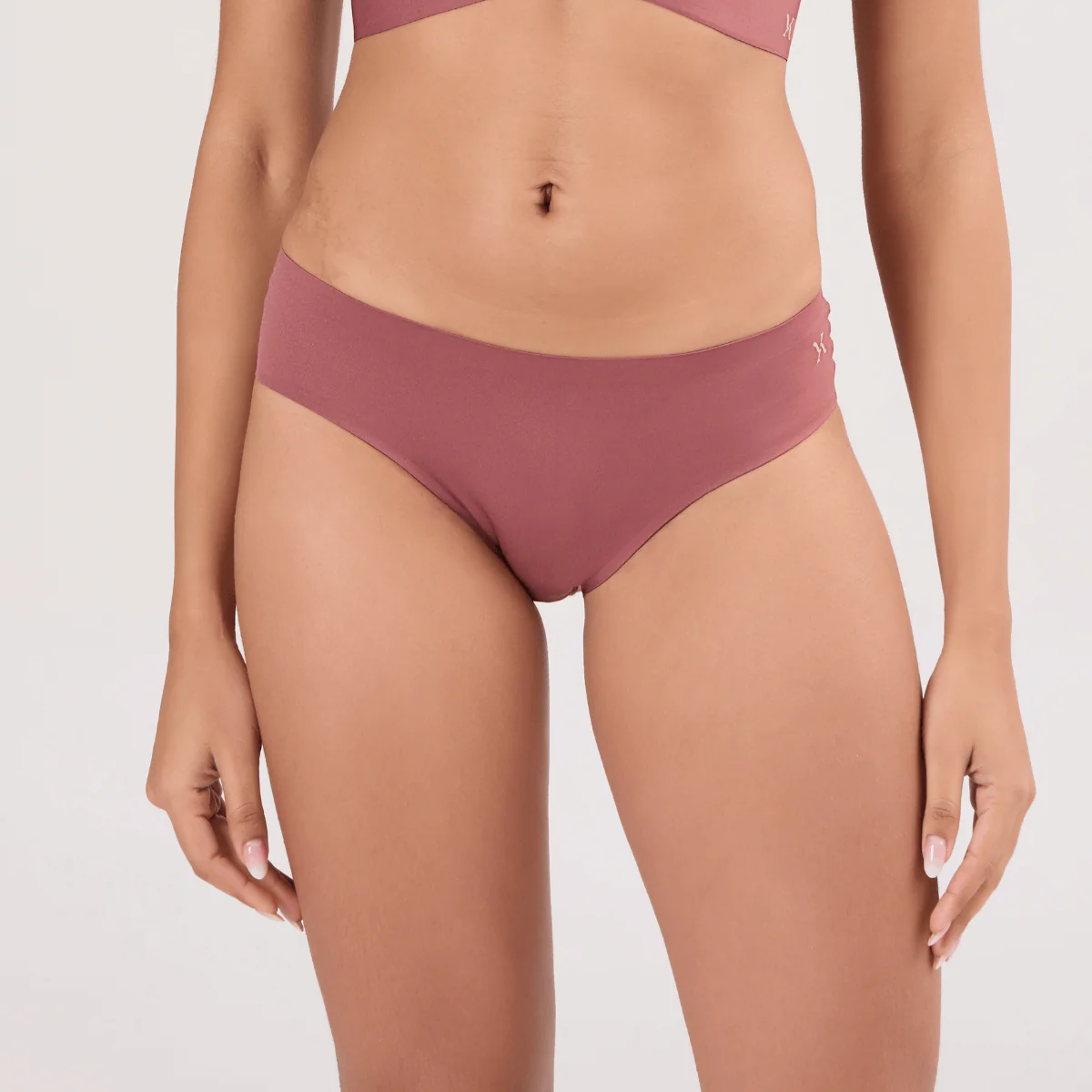 Bottom Essentials - Image 63
