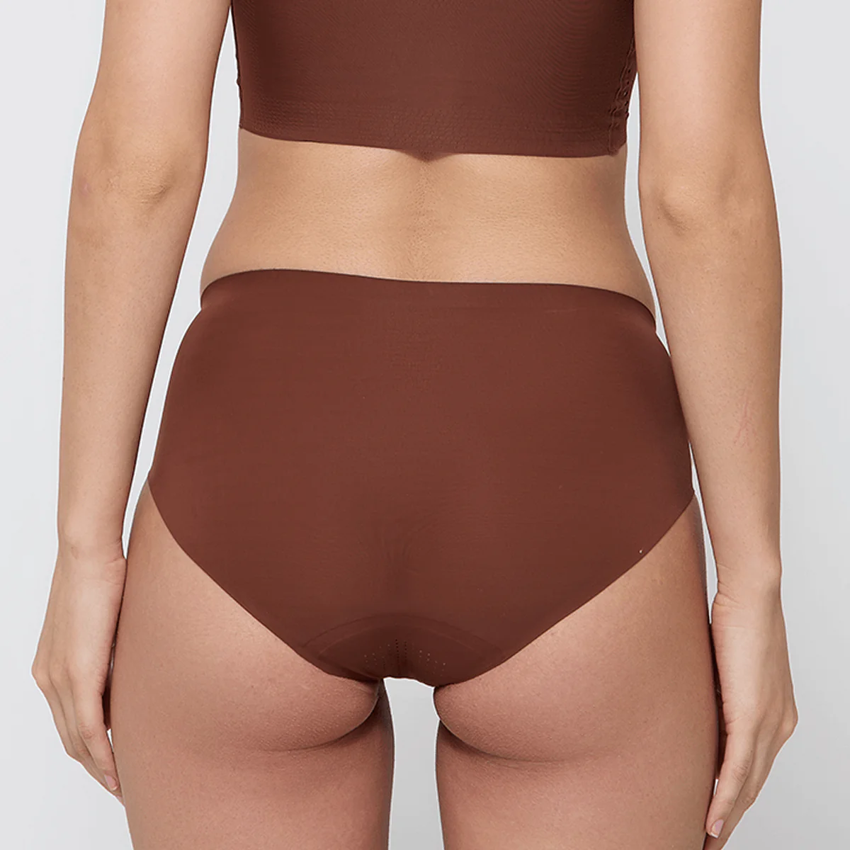 Bottom Essentials - Image 4