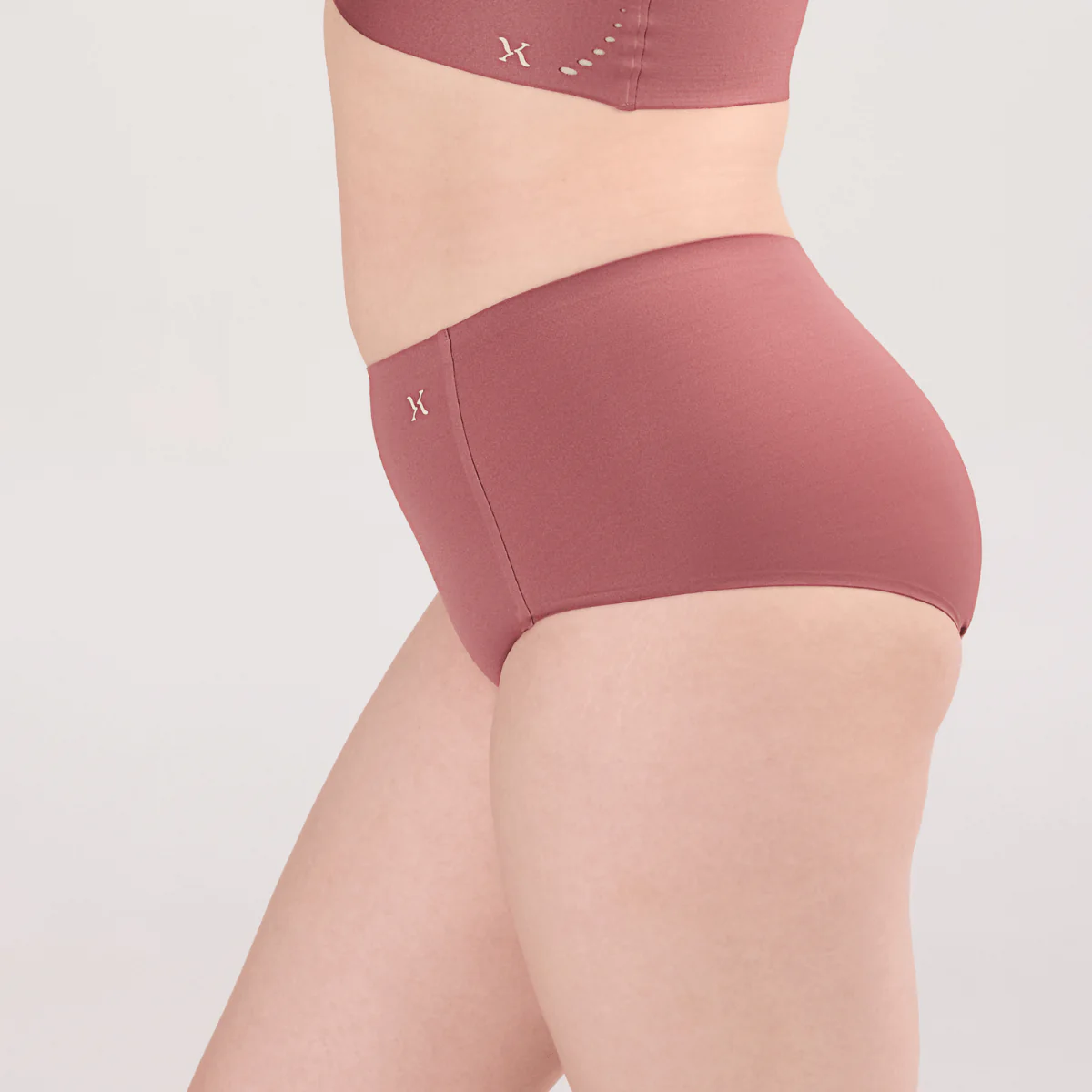 Bottom Essentials - Image 47