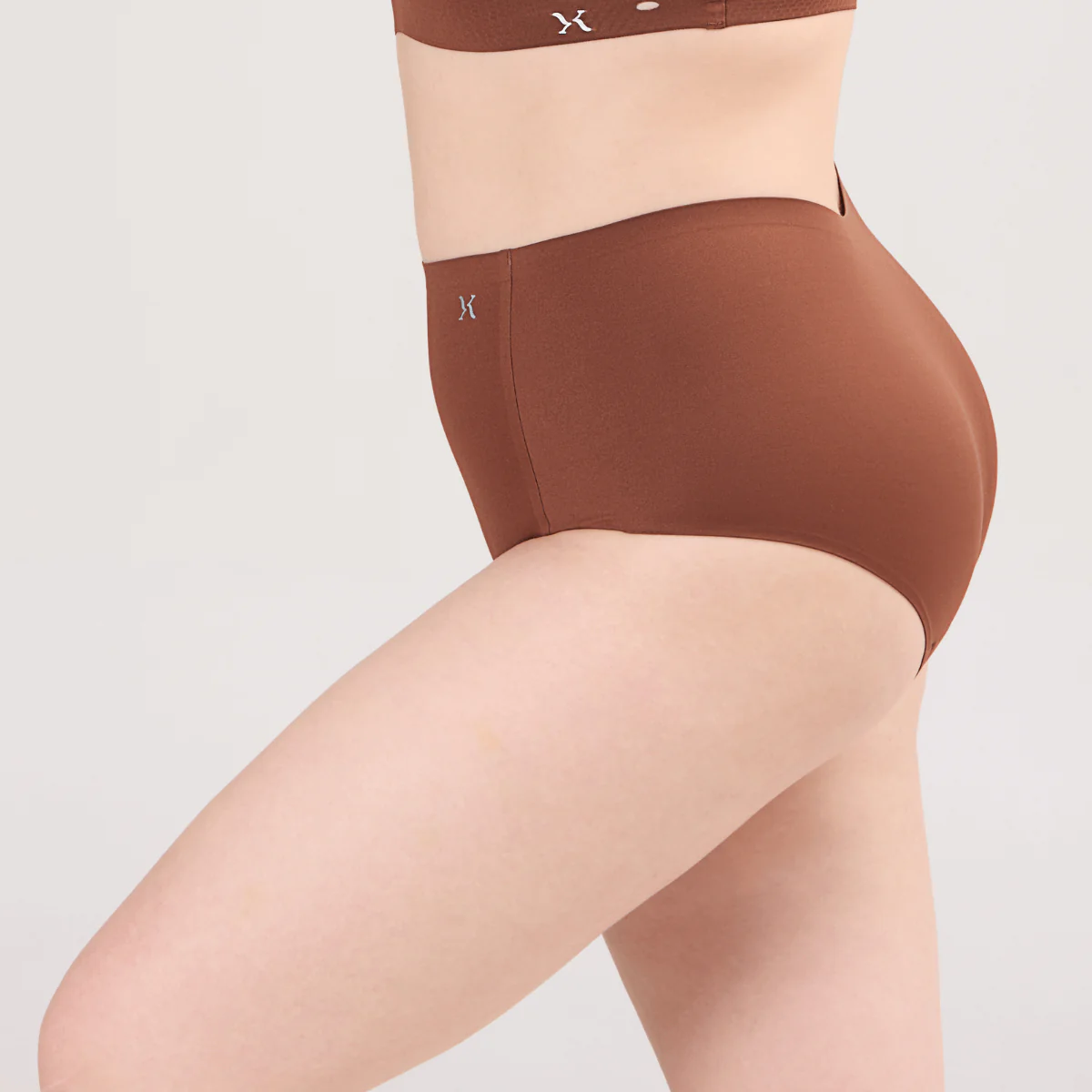Bottom Essentials - Image 44